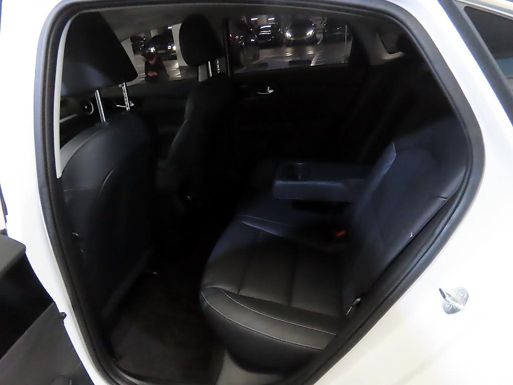 KIA K3 - Vista 7