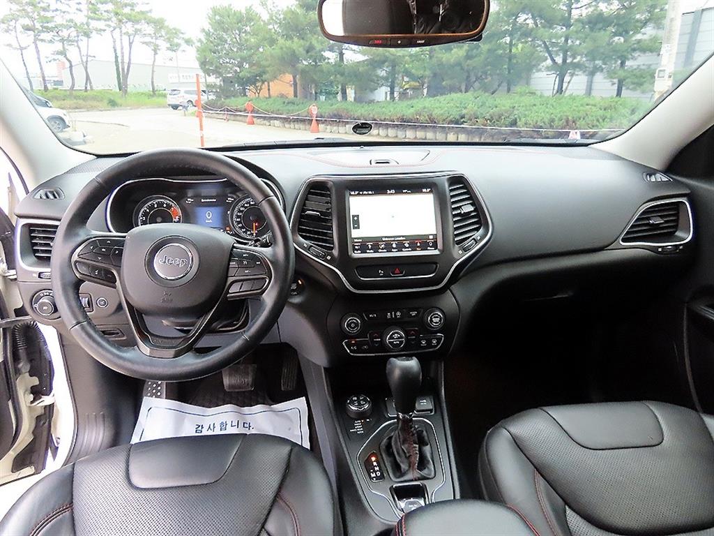 Jeep Cherokee - Vista 7