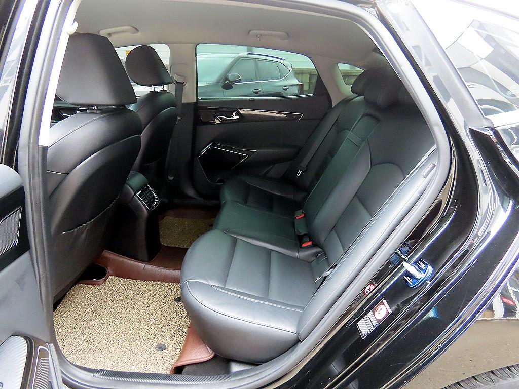 KIA K7 - Vista 6