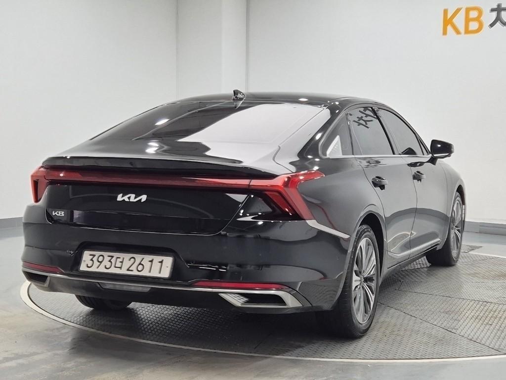 KIA K8 - Vista 3