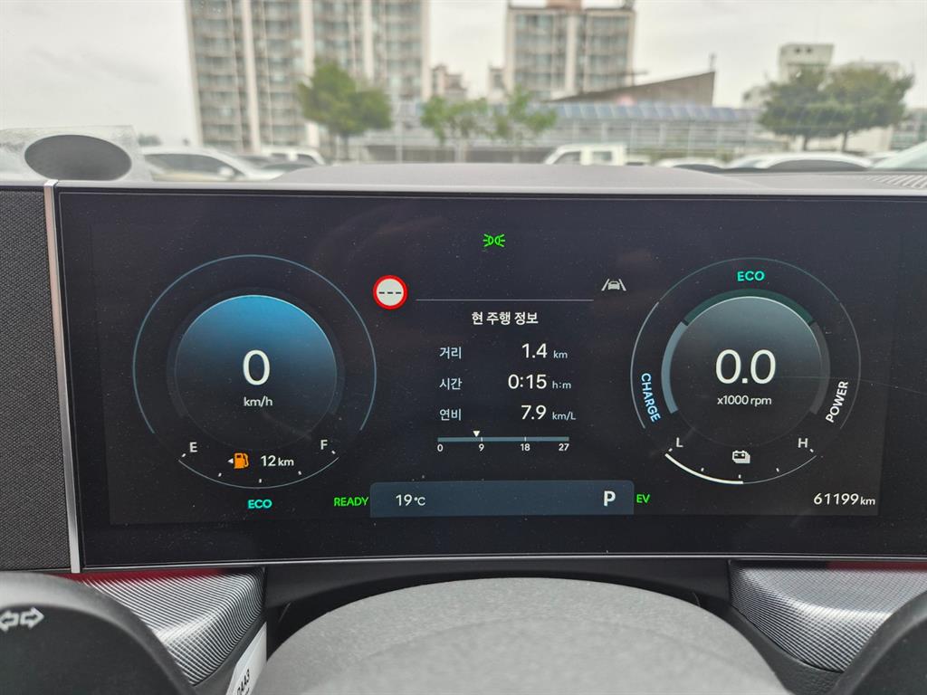 HYUNDAI Sonata - Vista 5