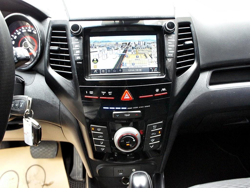 Ssangyong Tivoli 2017 Gris - Importación desde Corea - HF Imports Iquique - Foto 10