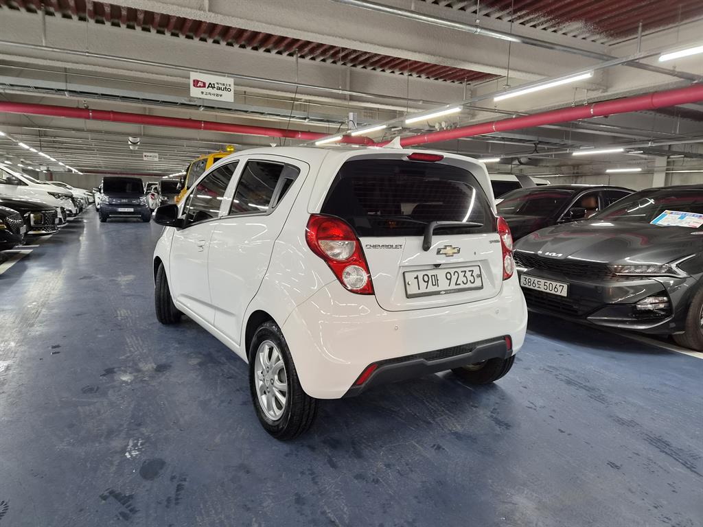 Chevrolet Spark - Vista 4