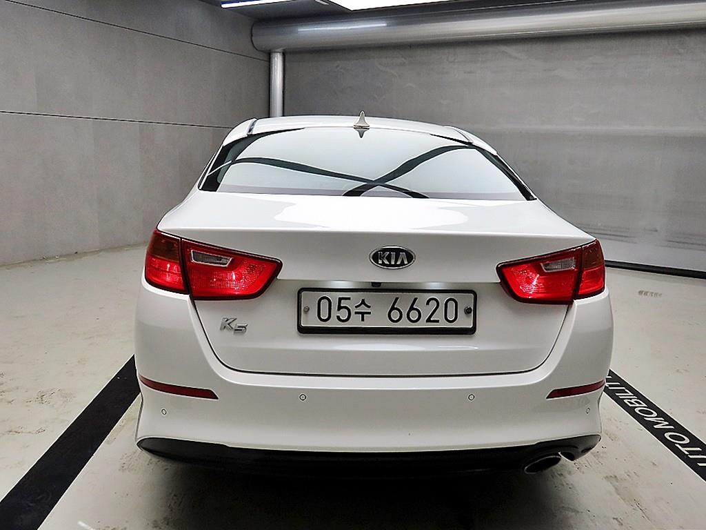KIA K5 - Vista 3