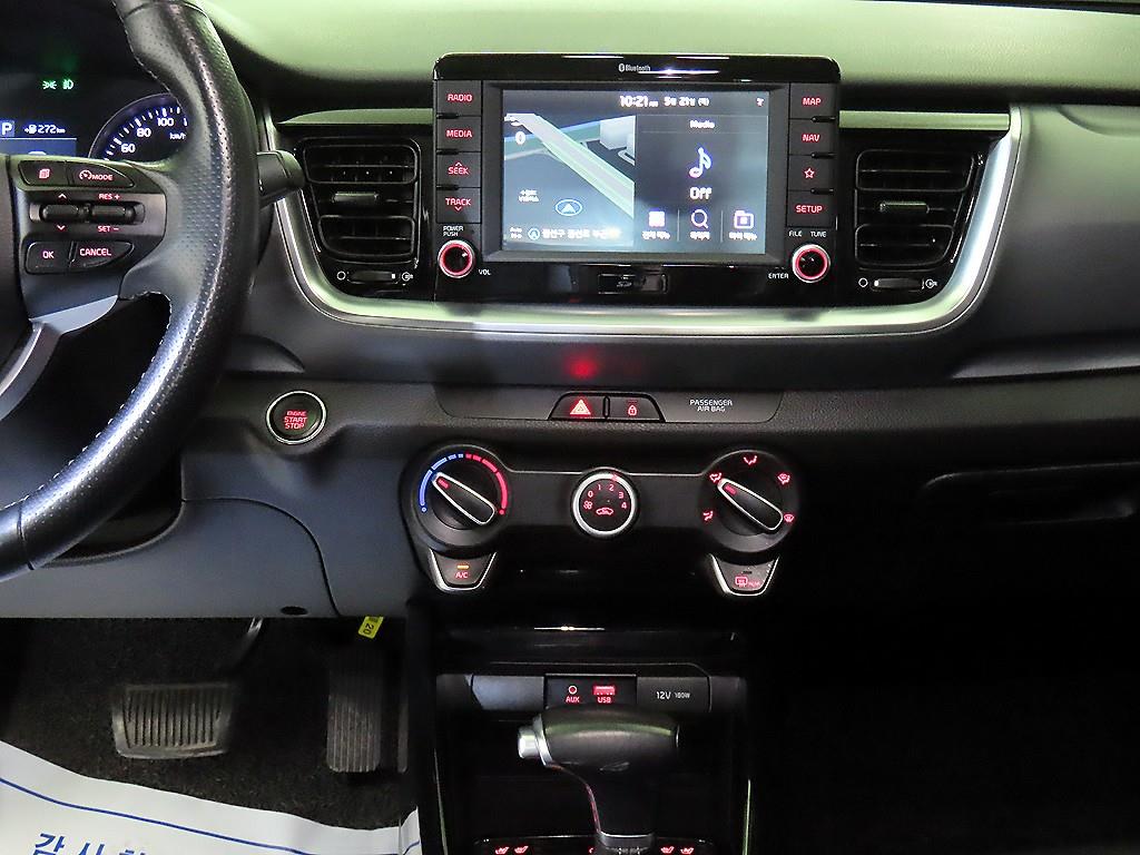 KIA Stonic - Vista 11