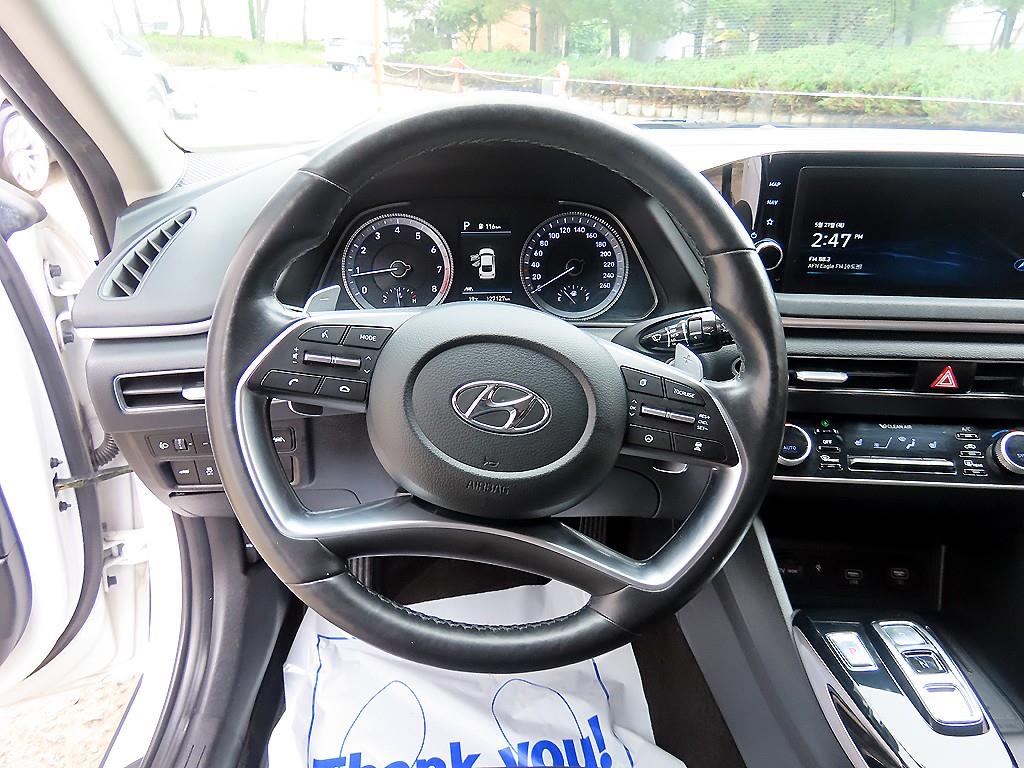 HYUNDAI Sonata - Vista 8