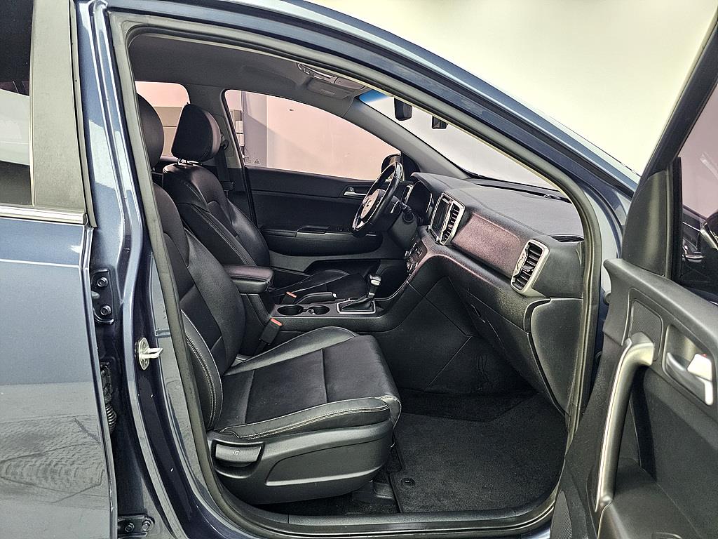 KIA Sportage - Vista 11