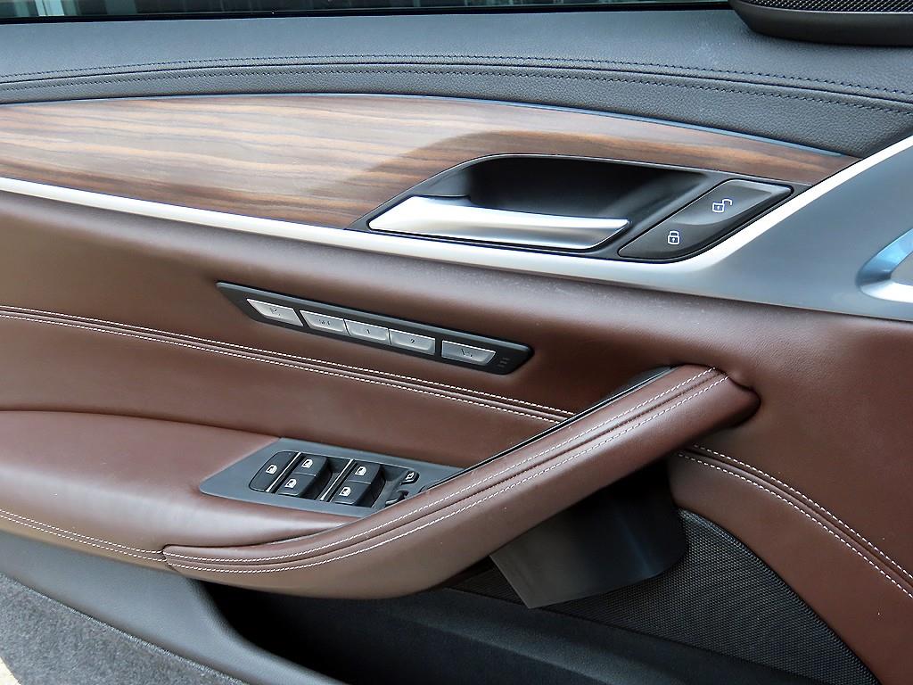 BMW 5 Series - Vista 12