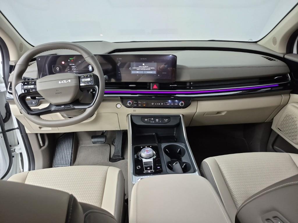 KIA Carnival - Vista 5