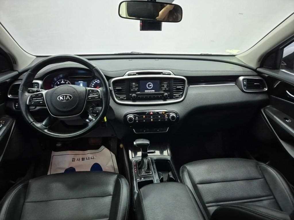 KIA Sorento - Vista 7