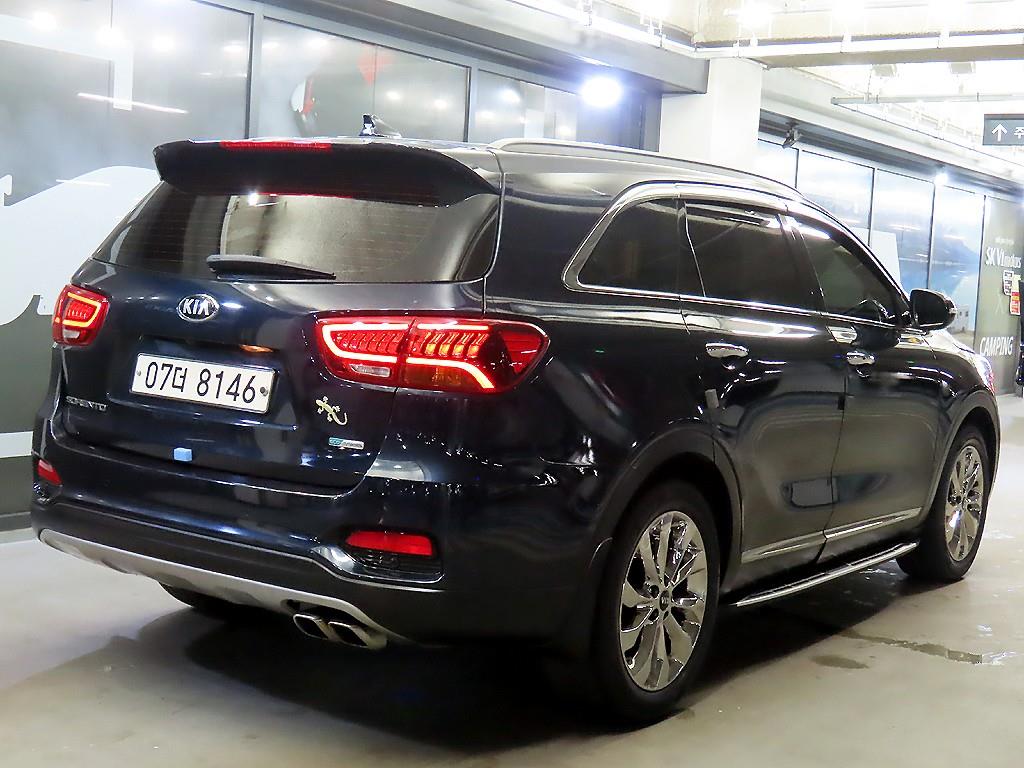 KIA Sorento - Vista 4