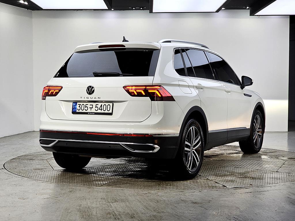 Volkswagen Tiguan - Vista 4