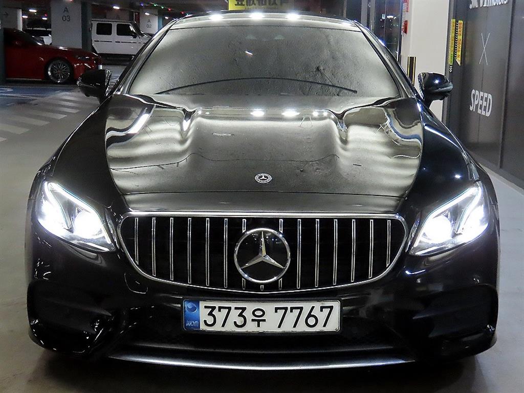 Mercedes Benz E class - Vista 2