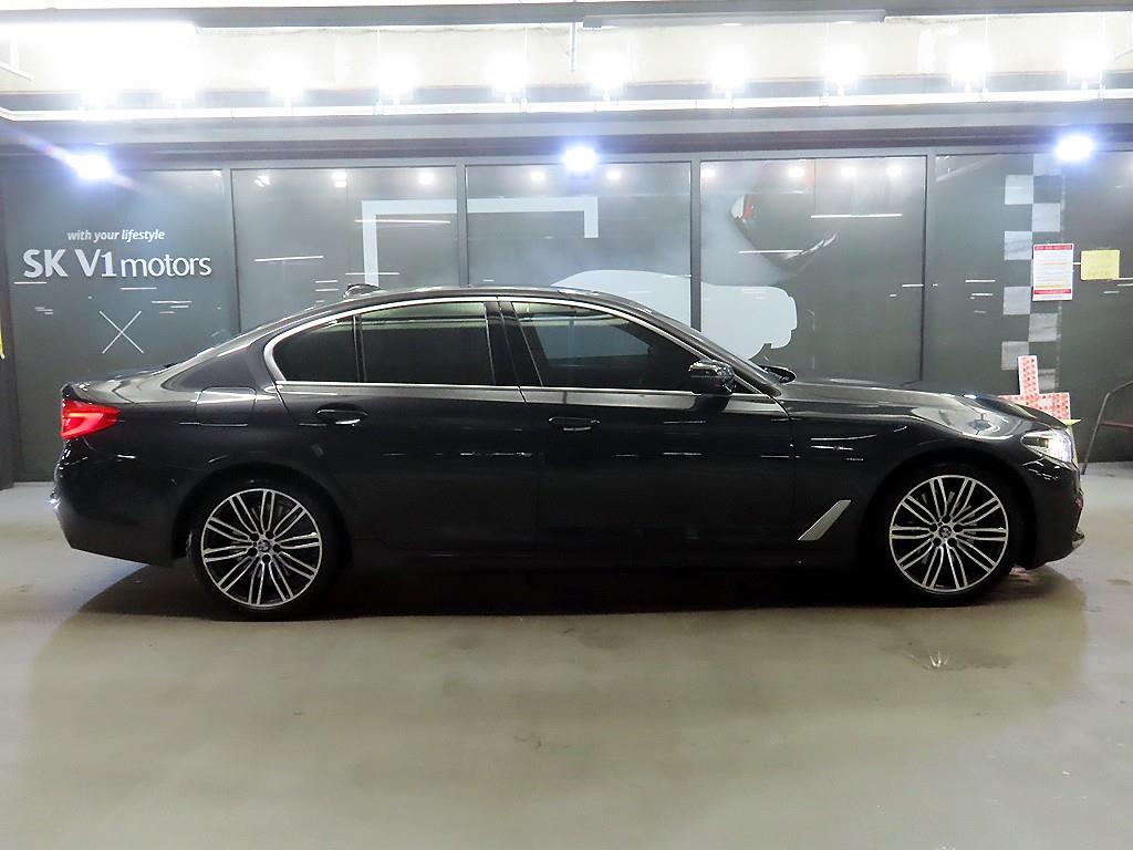 BMW 5 Series - Vista 3