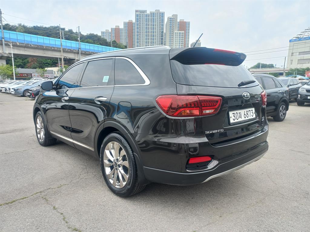 KIA Sorento - Vista 3