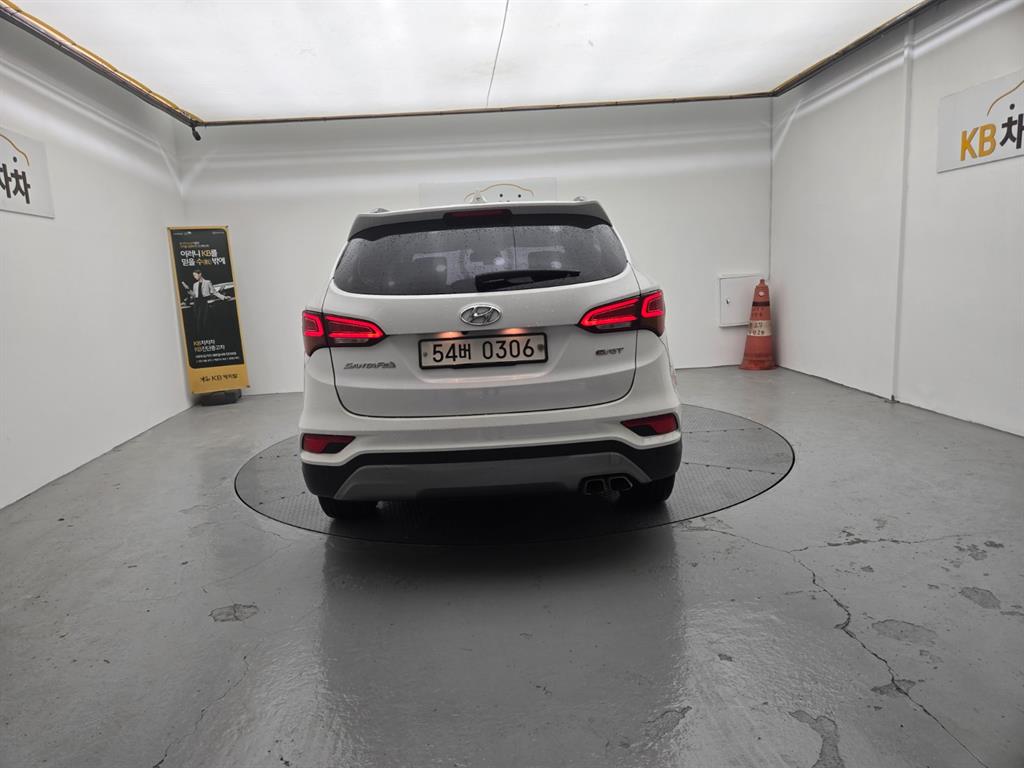 HYUNDAI Santa Fe - Vista 4