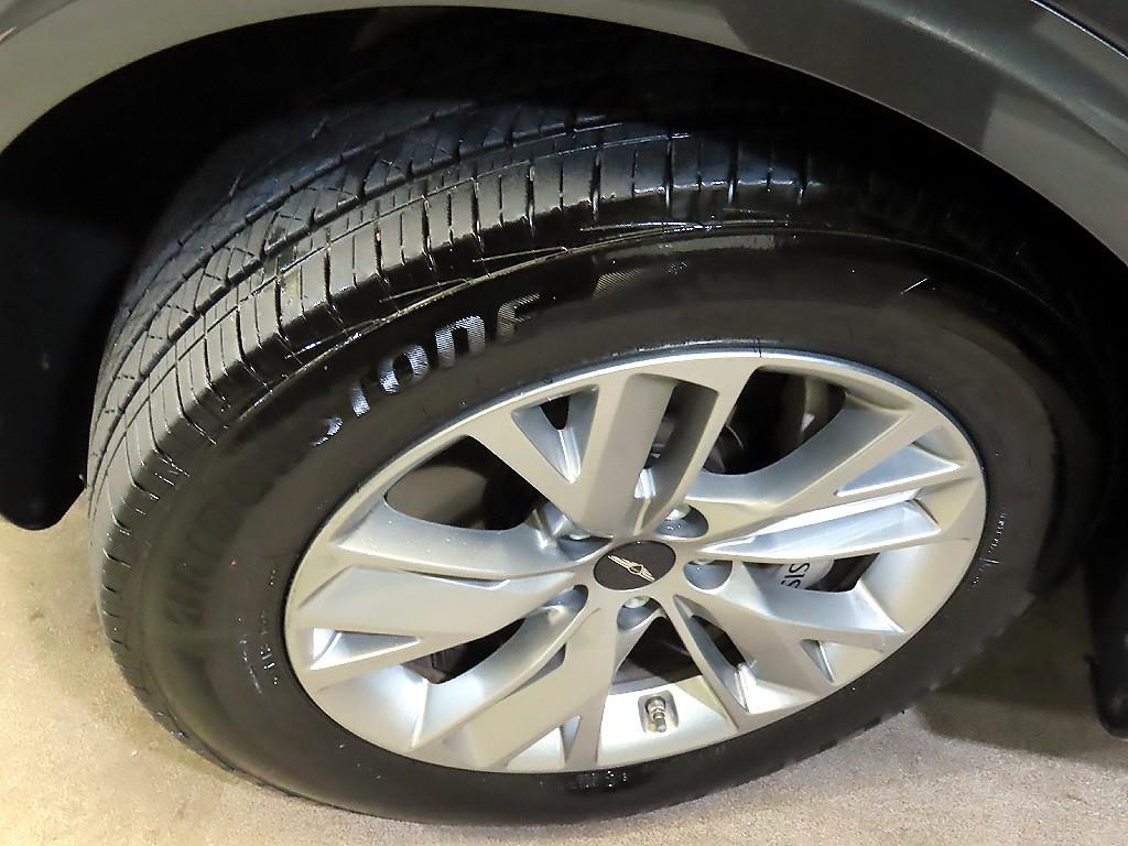 Genesis GV70 2025 Gris - Importación desde Corea - HF Imports Iquique - Foto 20