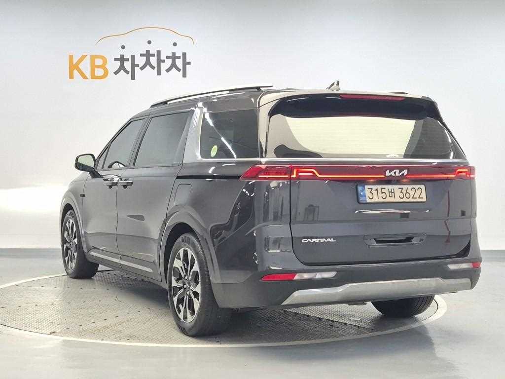 KIA Carnival - Vista 2