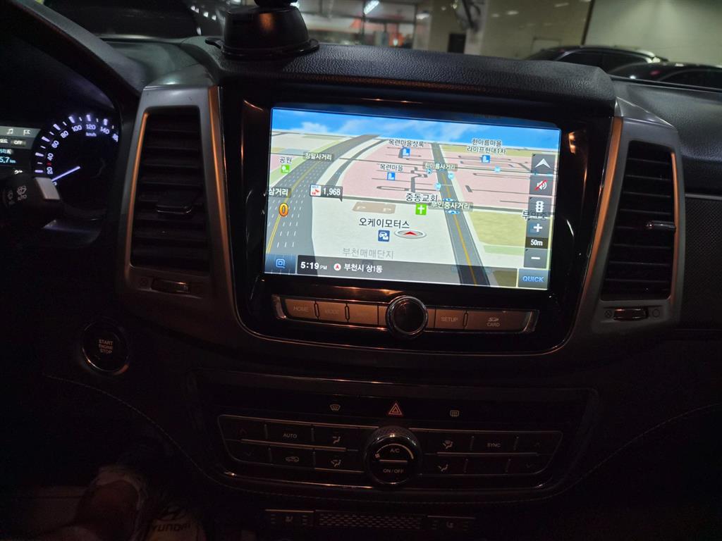 Ssangyong Rexton - Vista 10
