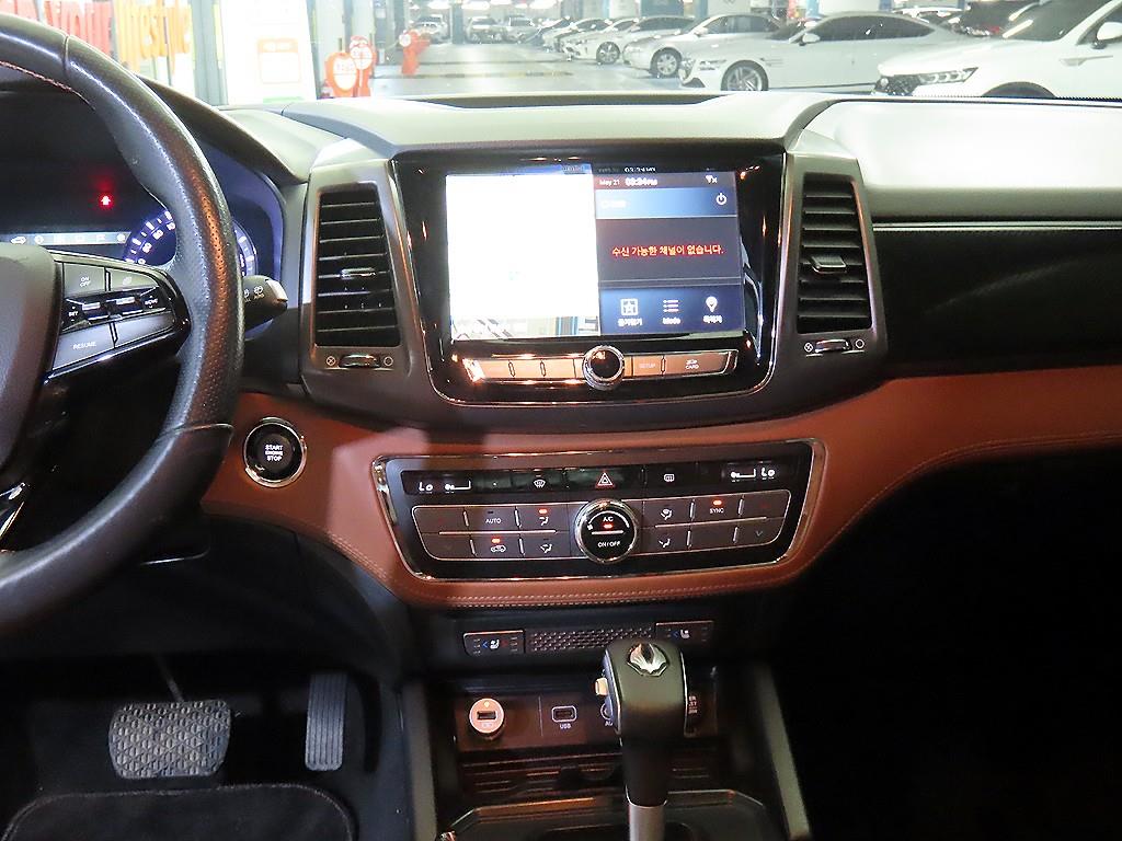 Ssangyong Rexton - Vista 11