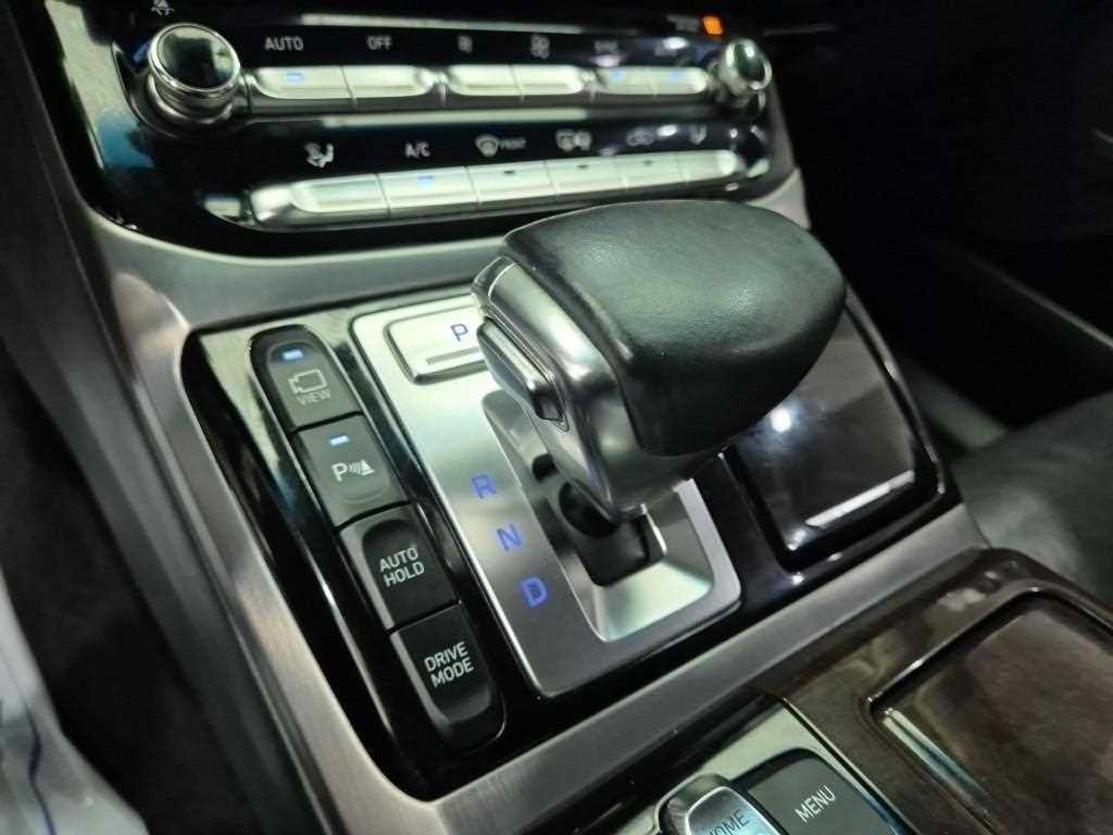 Genesis EQ900 - Vista 8