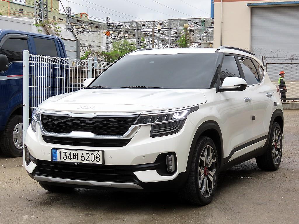KIA Seltos - Vista 2