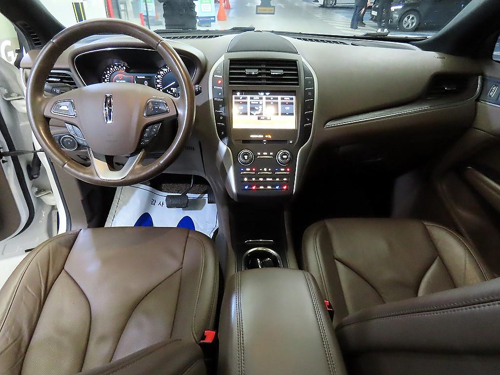 Lincoln MKC - Vista 10