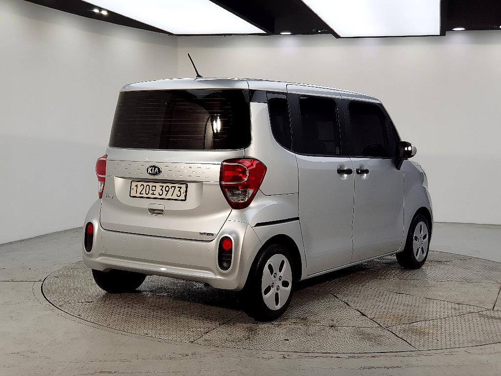 KIA Ray - Vista 3