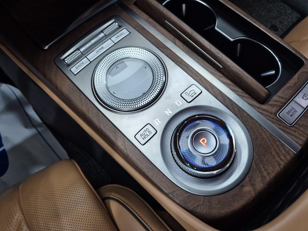 Genesis G80 - Vista 8