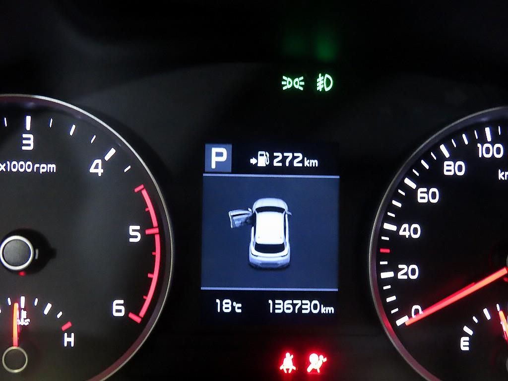 KIA Stonic - Vista 9