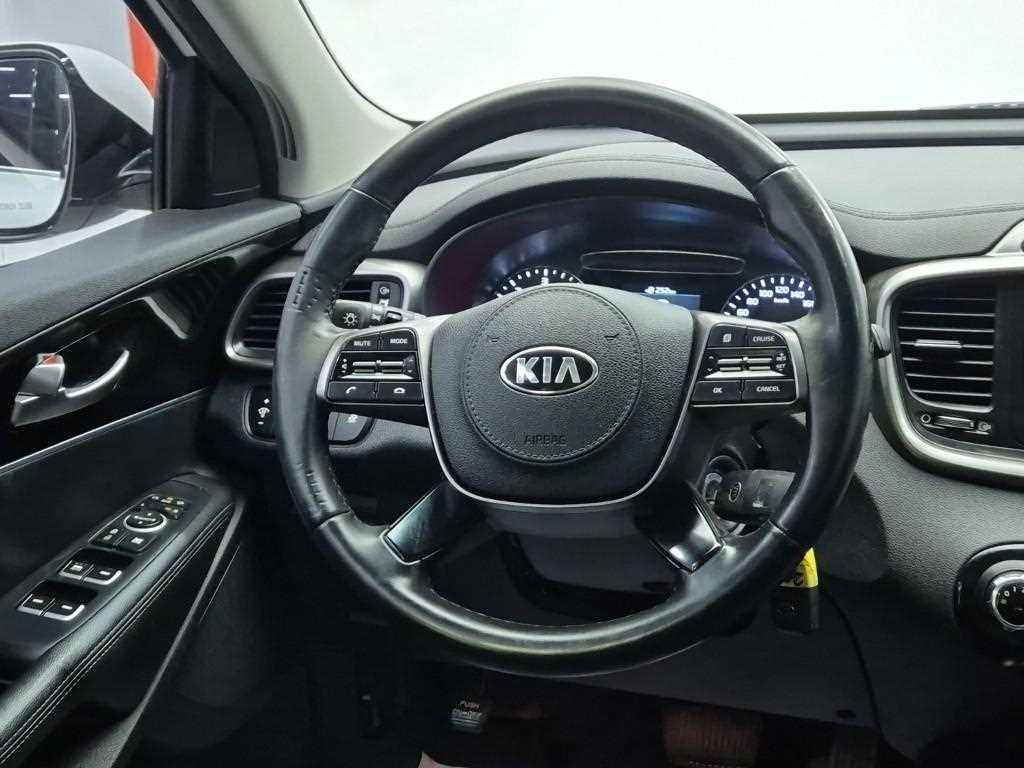 KIA Sorento - Vista 9