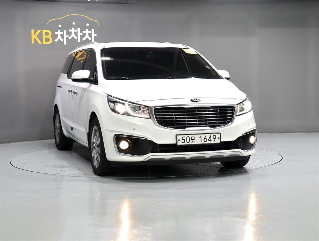 KIA Carnival - Vista 2