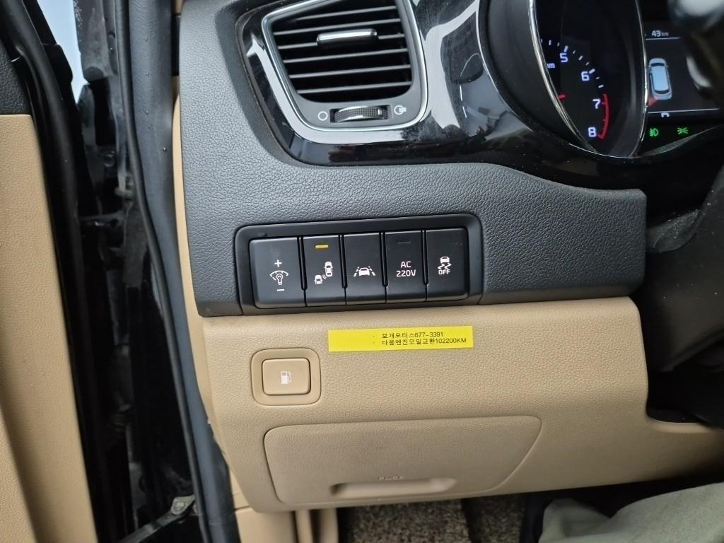 KIA Carnival 2019 Negro - Importación desde Corea - HF Imports Iquique - Foto 14