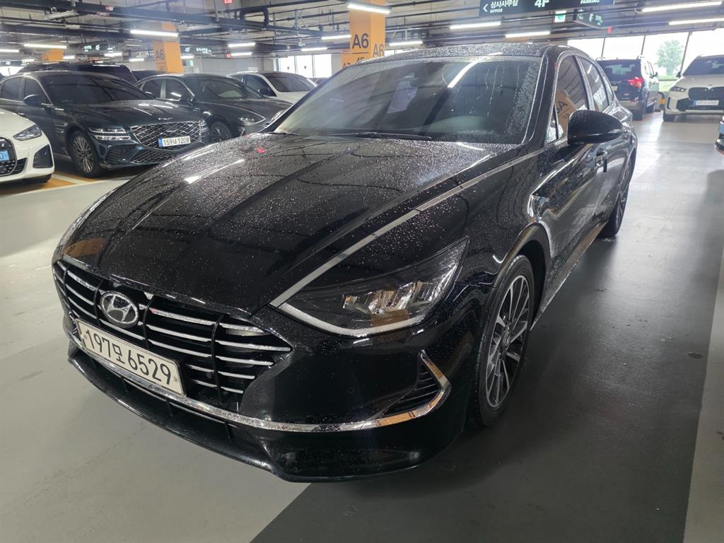 HYUNDAI Sonata - Vista 2