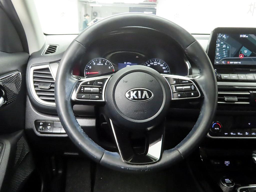 KIA Seltos - Vista 6