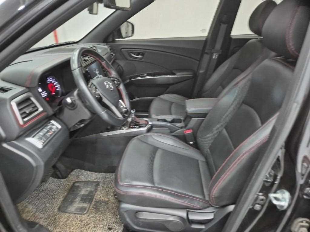 Ssangyong Tivoli - Vista 11
