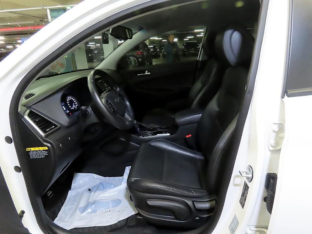 HYUNDAI Tucson - Vista 6