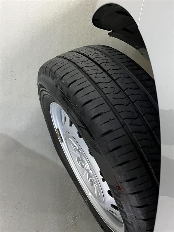 HYUNDAI Staria 2022 Gris - Importación desde Corea - HF Imports Iquique - Foto 16