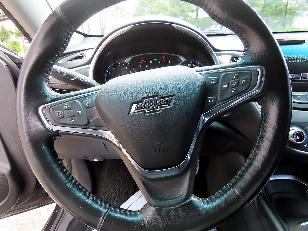 Chevrolet Malibu - Vista 8