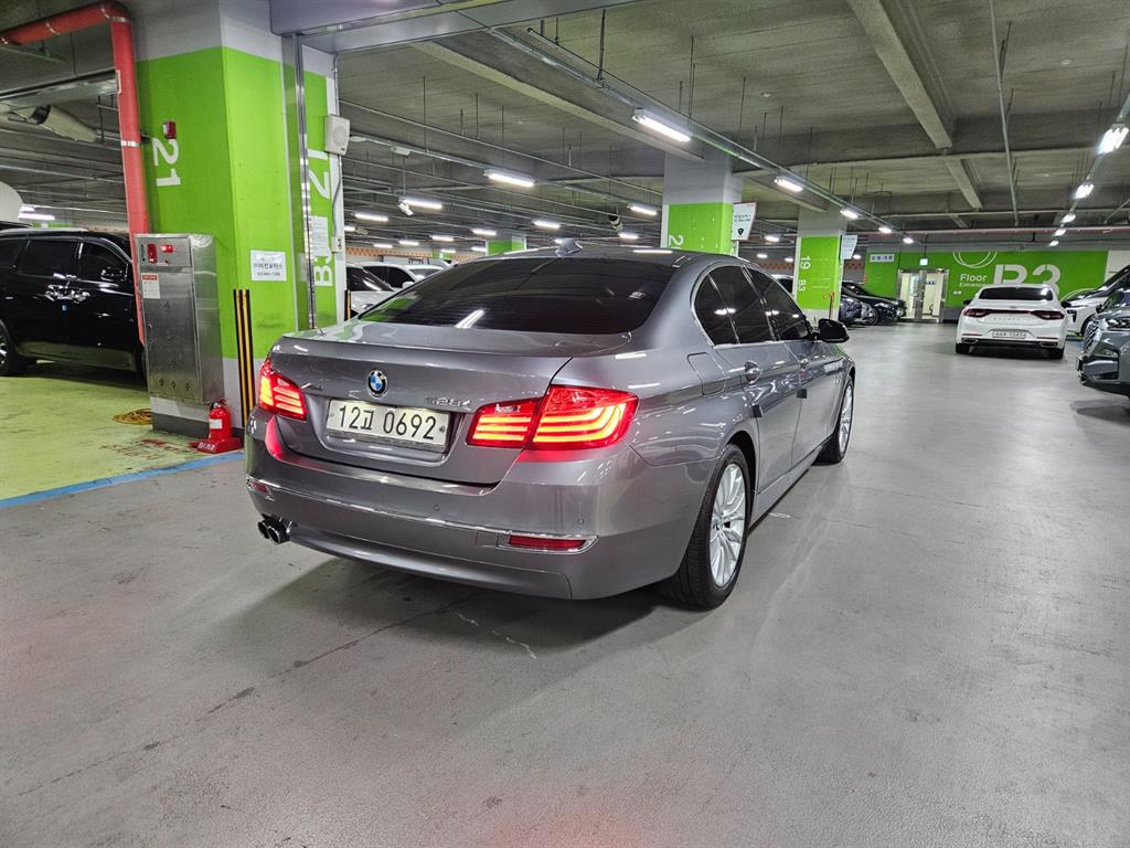 BMW 5 Series - Vista 6