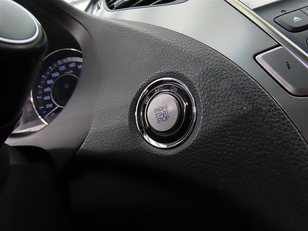 HYUNDAI Grandeur - Vista 11