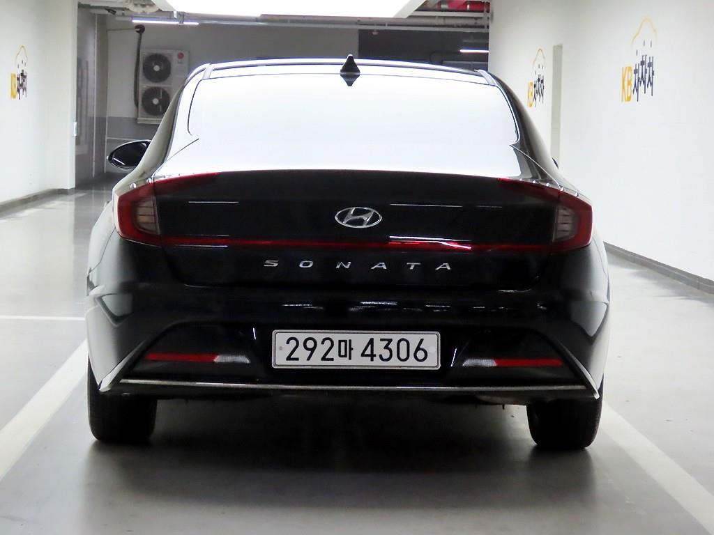 HYUNDAI Sonata - Vista 3