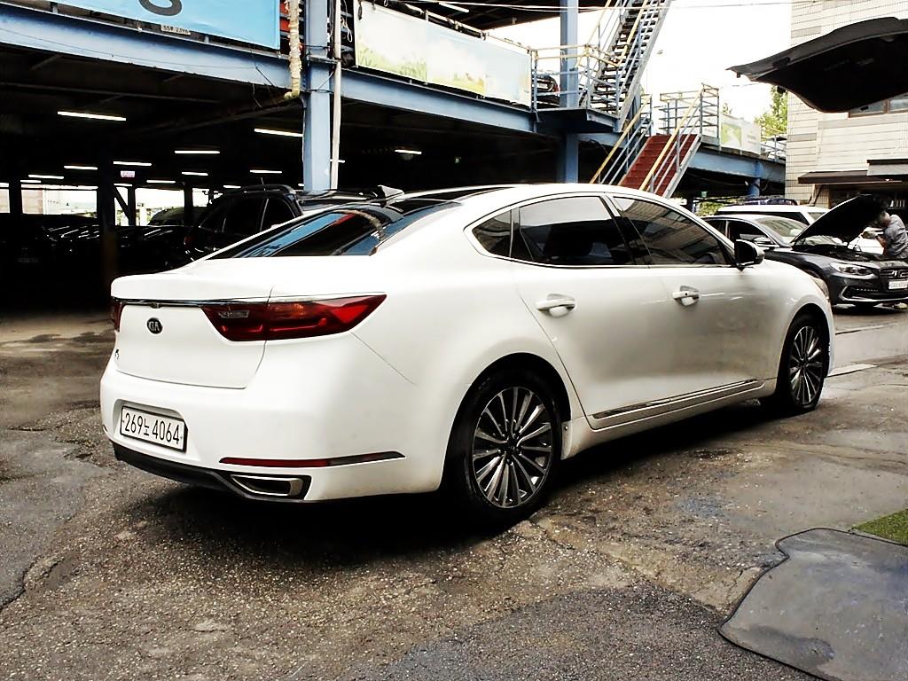 KIA K7 - Vista 7