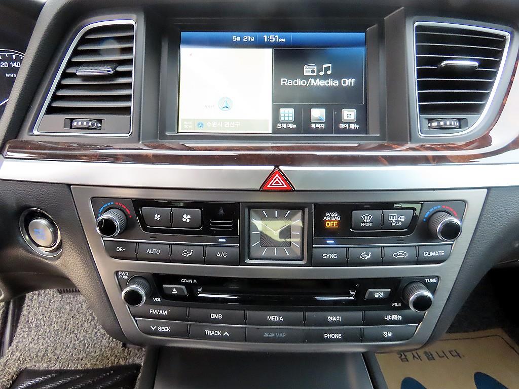 HYUNDAI Genesis 2016 Negro - Importación desde Corea - HF Imports Iquique - Foto 13