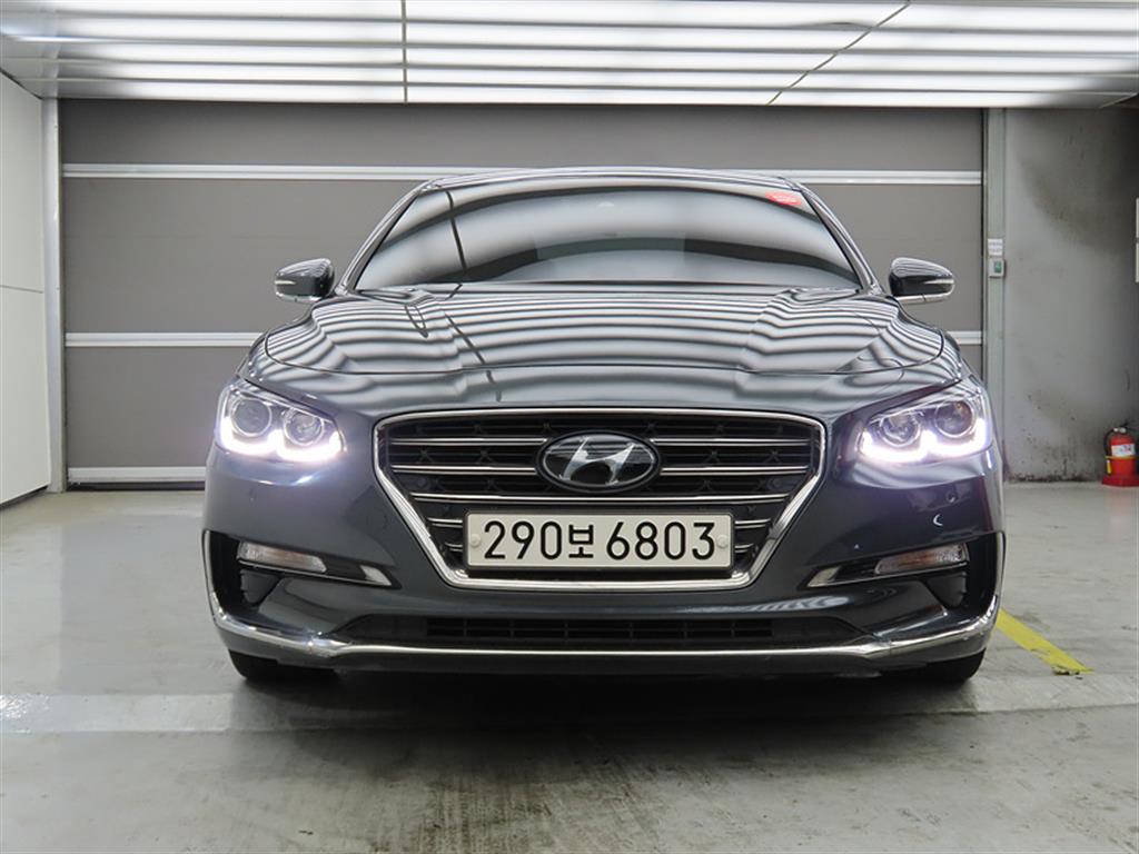 HYUNDAI Grandeur - Vista 2