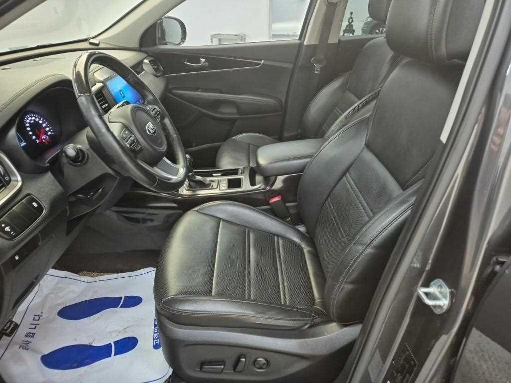 KIA Sorento - Vista 11
