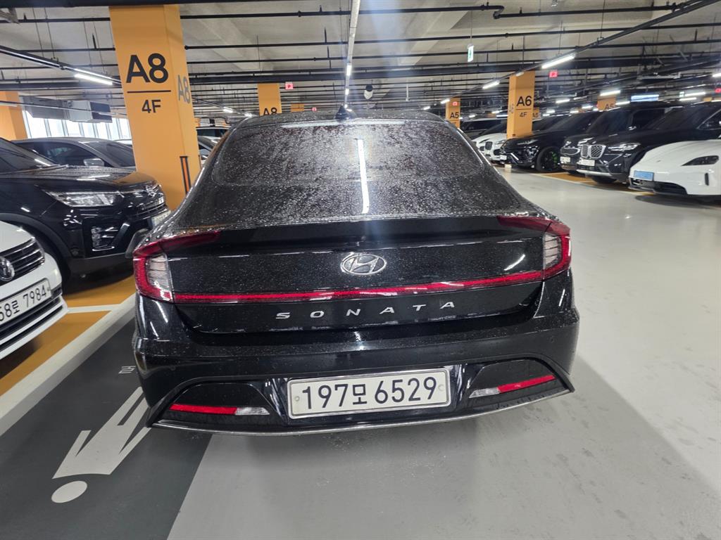 HYUNDAI Sonata - Vista 3