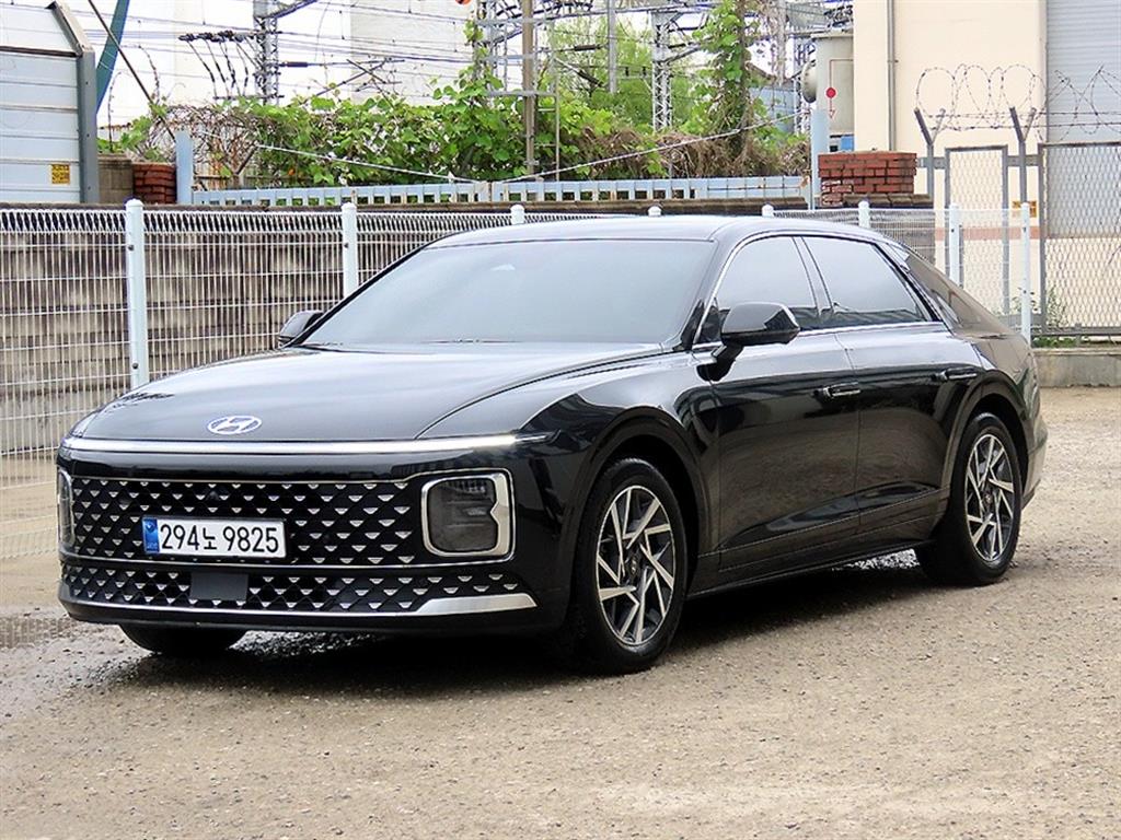 HYUNDAI Grandeur - Vista 2