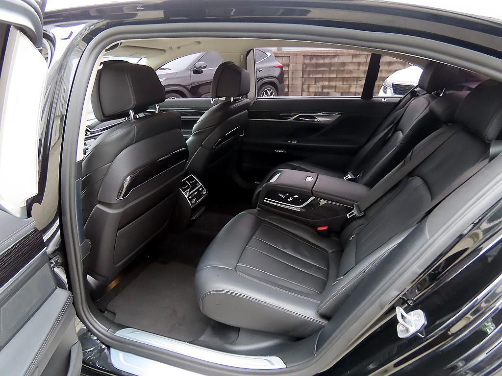 BMW 7 Series - Vista 6