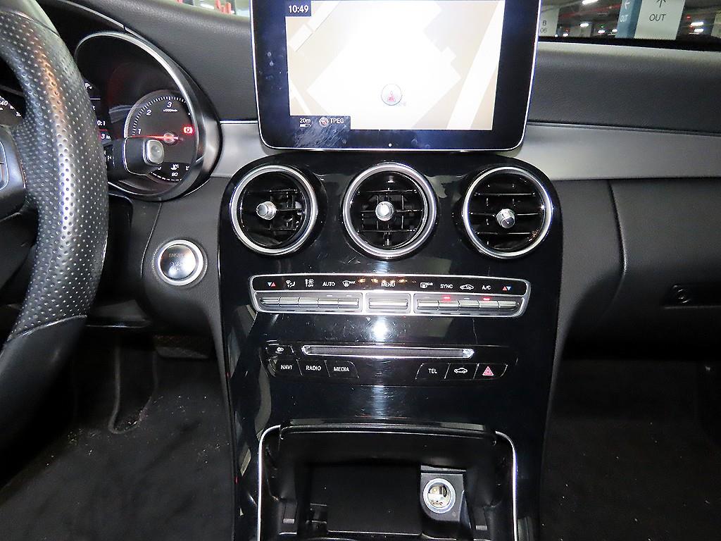 Mercedes Benz C Class - Vista 11